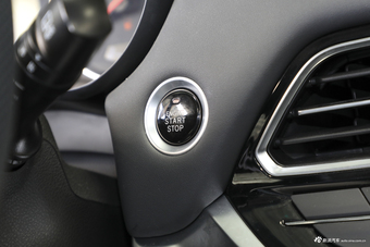 2018款瑞风R3 1.6L手动豪华智能型