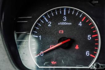 2016款 拓陆者 2.8T E5 柴油两驱精英版ISF2.8