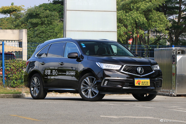 2017款讴歌MDX 3.0L自动尊驭版