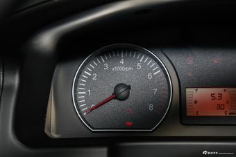 2017款菱智M3L 1.6L手动7座舒适型