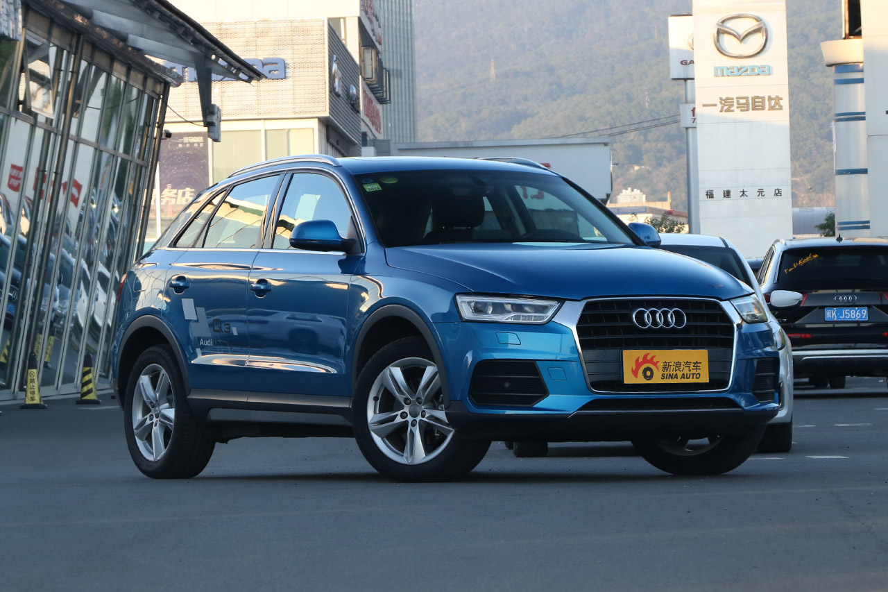 2018款奥迪Q3 30周年年型 35 TFSI时尚型