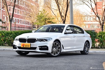 2018款宝马5系改款2.0T自动530Li领先型M运动套装图片