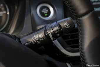 2014款V6菱仕1.5T手动智控版