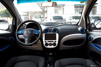 2017款奔奔mini-e 舒适型图片