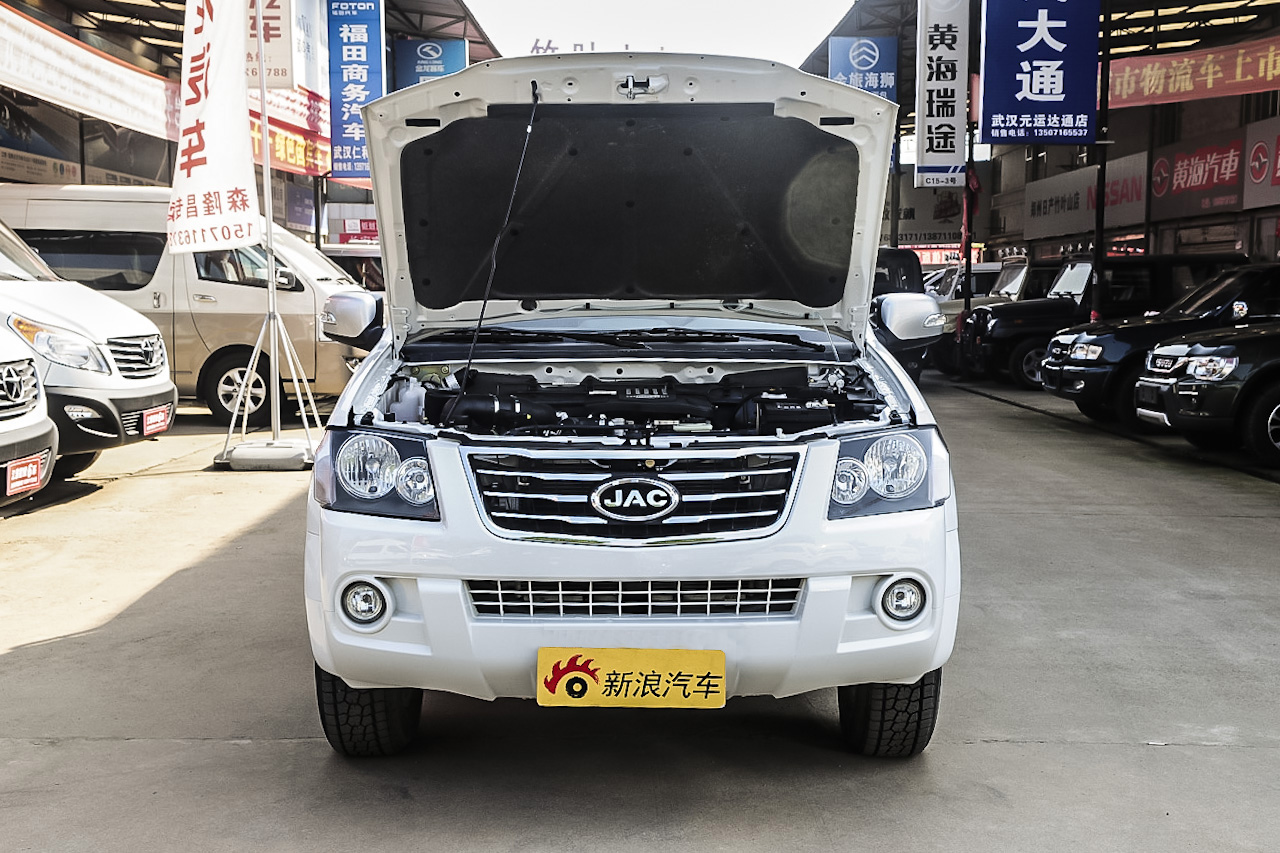 2014款瑞铃2.5T手动标准型标双排4B2-95C43