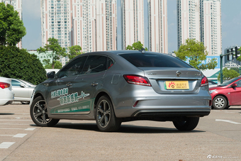  2018款名爵6新能源 45T E-DRIVE智驱混动PILOT超级互联网版