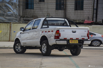 2015款拓陆者2.8T手动柴油四驱进取版