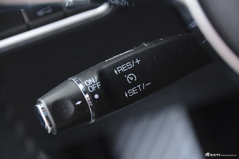 2018款众泰T800 2.0T自动尊享智联型7座