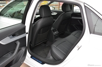 2019款奥迪A4L 2.0T自动40 TFSI时尚型 国V