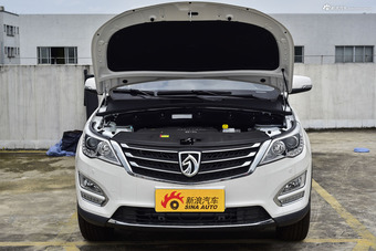 2016款 宝骏560 1.8L手动豪华型