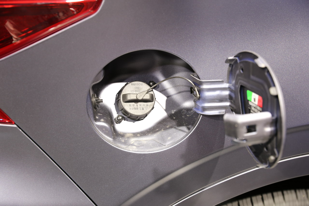 2018广州车展实拍：SWM斯威G01 F