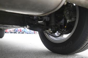 2016款骏派D60 1.8L自动尊贵型