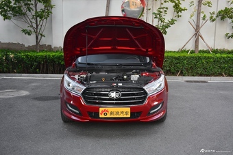 2018款奔腾B50 1.4T自动20周年纪念版