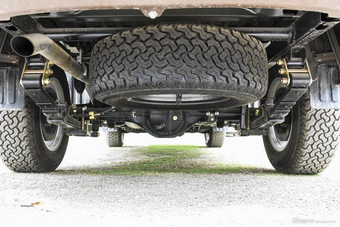 2015款小老虎2.4T手动精英版大双排4D25