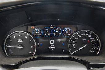 2016款XT5 2.0T自动28T四驱领先型