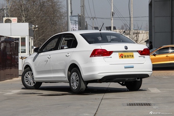 2016款桑塔纳1.6L手动风尚版