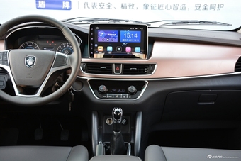 2017款伽途im6 1.5L手动智享型