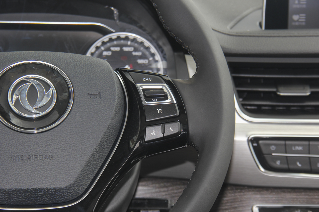 2017款景逸X6 乐享系列1.5T自动豪华型