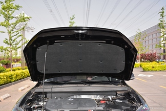 2018款奔腾X80 1.8T自动旗舰型Live版