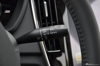 2018款比亚迪秦EV450 智联尊尚型