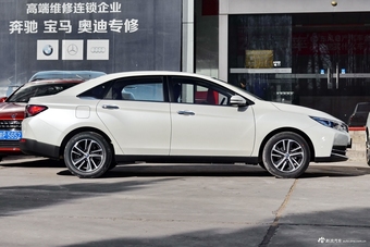 2018款启辰D60 1.6L手动智联精英版