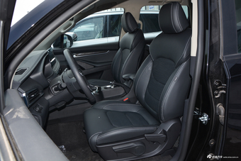 2017上汽大通D90 2.0T自动两驱水星