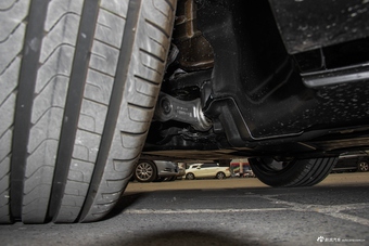 2017款奔驰E级2.0T自动 300运动型