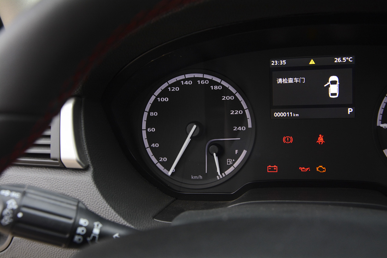  2018款观致3都市SUV 1.6T自动尊贵型