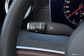 2019款奔驰E级2.0T自动 200L运动型4MATIC