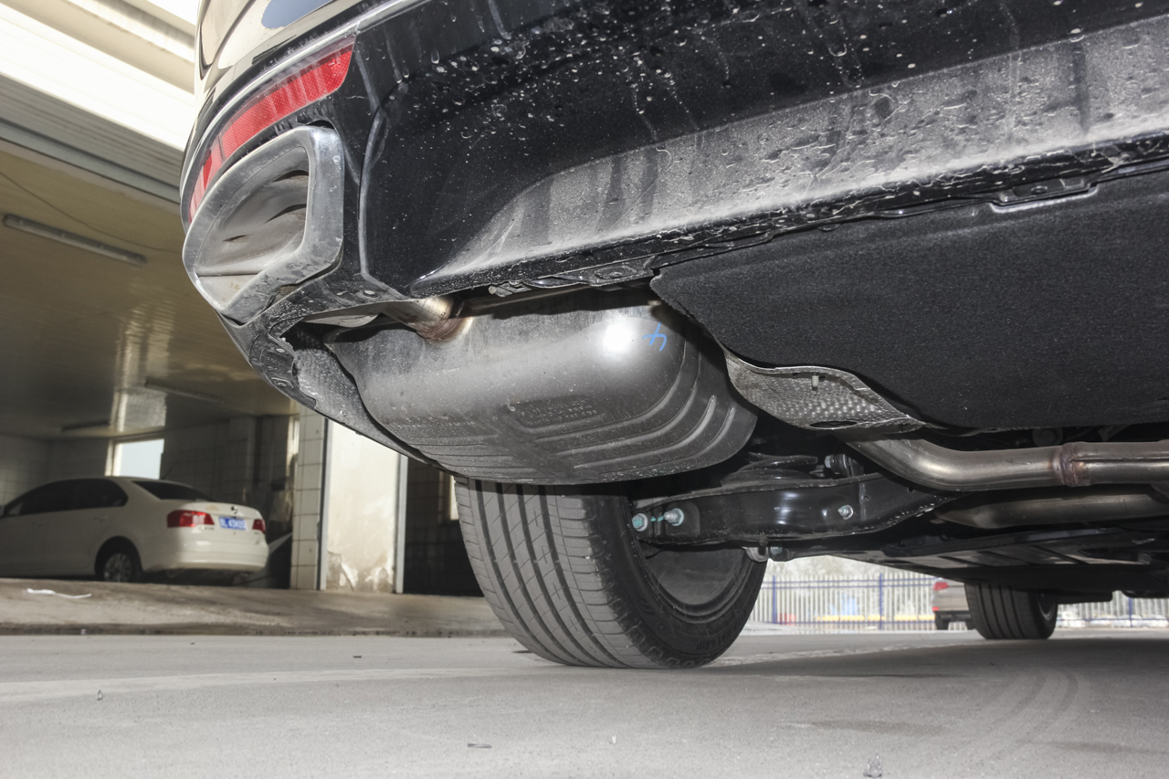 2018款迈腾2.0T自动380TSI DSG尊贵型