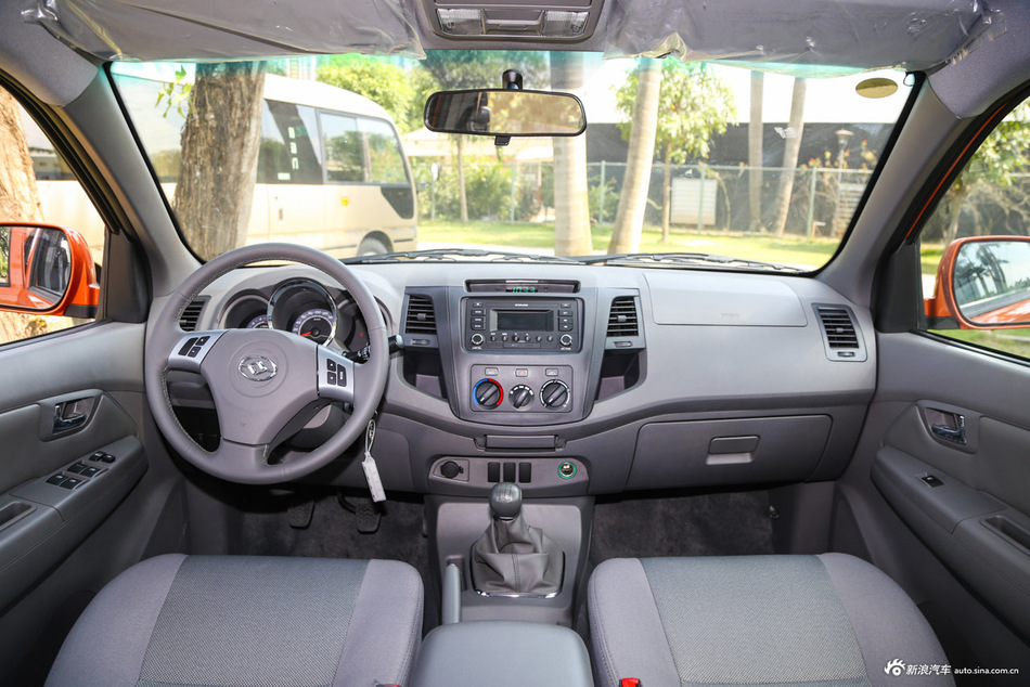 2016款黄海N1 2.3T手动柴油两驱超值版SD4AX604U