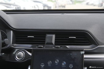 2018款哈弗H4 1.3T自动时尚型红标 