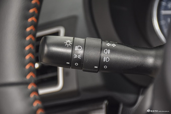 2017款斯巴鲁XV 2.0L自动精英版