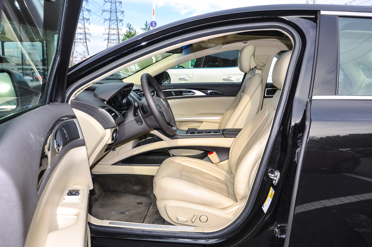 2014款林肯MKZ 2.0T自动尊雅版