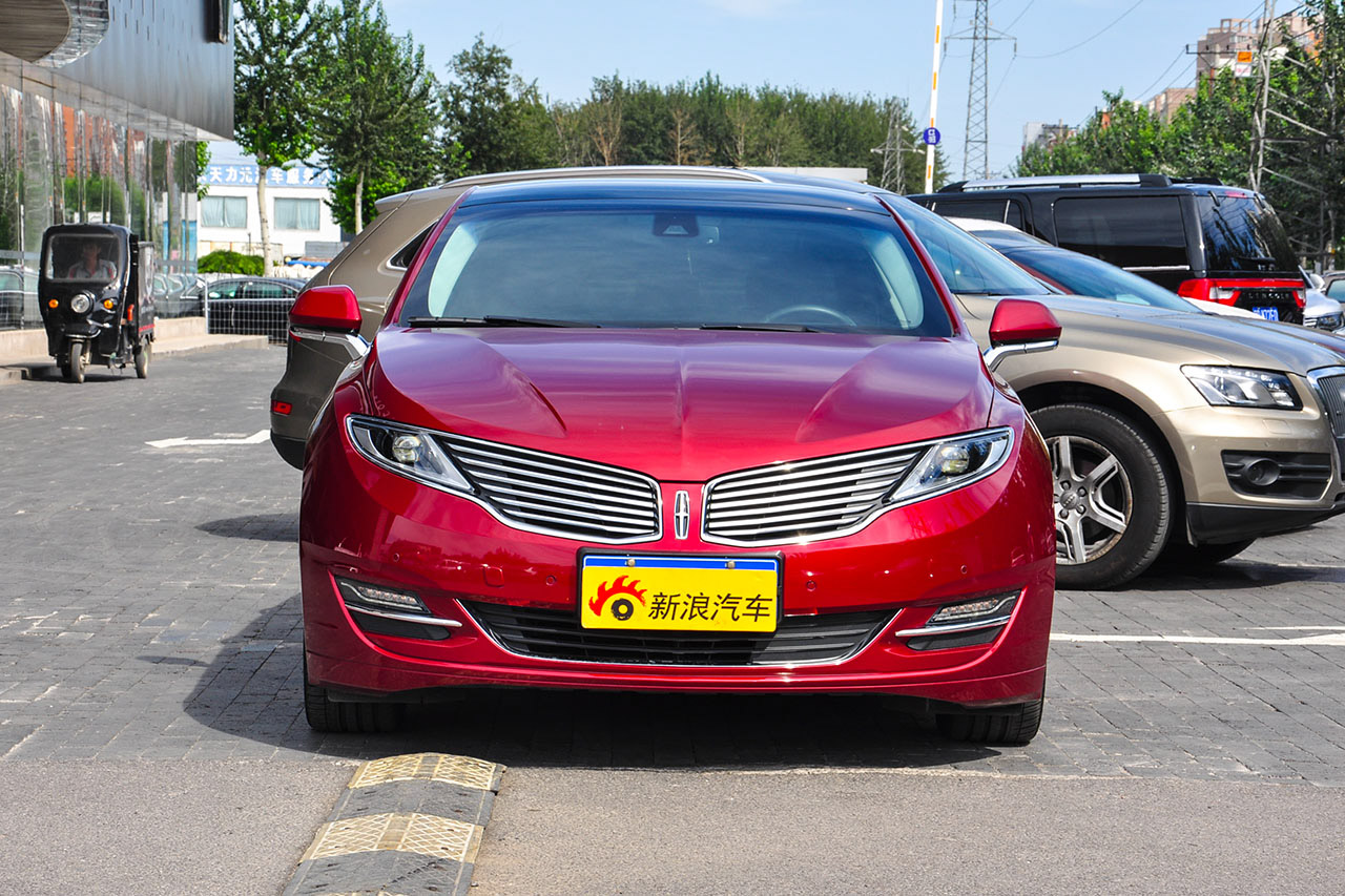 2016款林肯MKZ 2.0T自动尊耀版