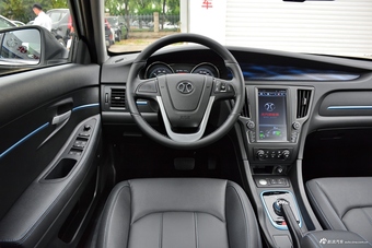 2017款北汽新能源EU系列 EU400乐享版