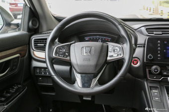 2017款CR-V 1.5T 240TURBO自动四驱豪华版