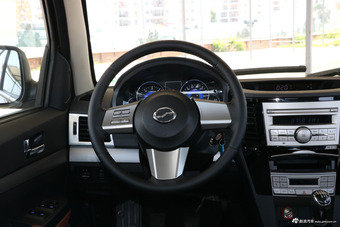 2018款中兴威虎 2.5T柴油国V两驱豪华型中双XD25T5