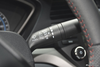 2017款海马M6 1.5T手动豪华型