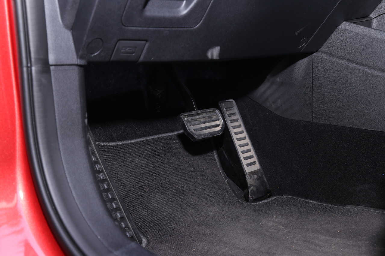 2018款帝豪GS 1.4T自动尊尚智联型领潮版