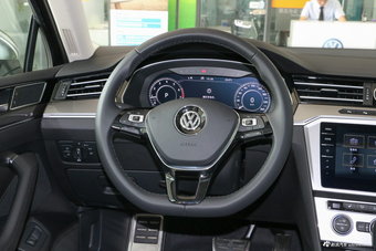 2018款蔚揽2.0T自动四驱纵行版380TSI