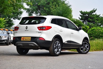 2017款科雷嘉2.0L自动四驱尊贵版