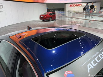 洛杉矶车展实拍2018款雅阁 造型更新潮