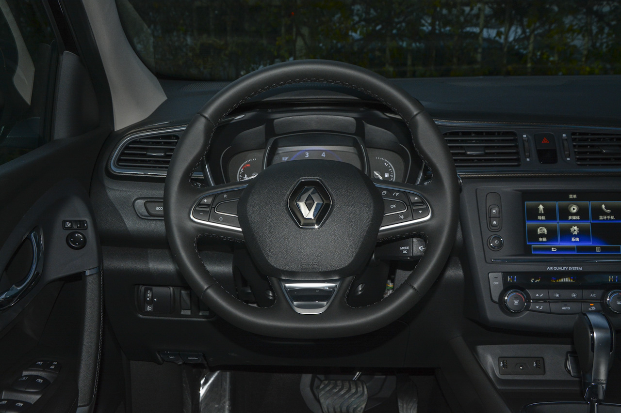 2017款科雷嘉2.0L自动豪华版