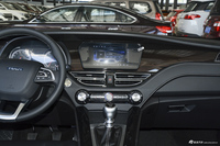 2018款君马S70 1.5T手动标准型