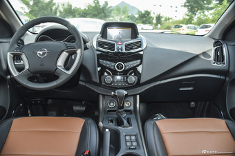 2015款海马S5 1.5T自动旗舰型