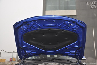 2017款宝马3系2.0T自动M运动型320Li