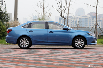 2017款荣威i6 1.0T互联网吞享版16T