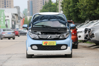 2018款众泰E200飞鱼座图片