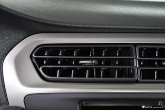 2016款标致301 1.6L自动舒适型